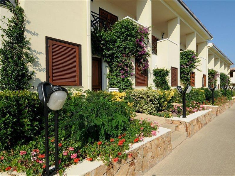 Hotel Palau Exterior foto